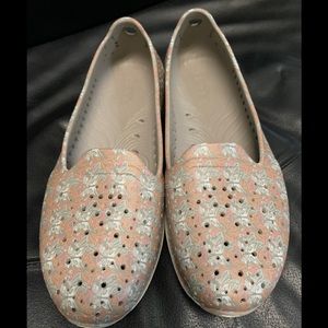 Ladies H2GO slip on shoes